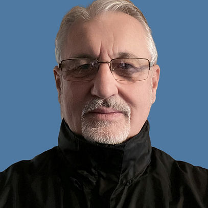 Mateo At Stathi, founder and lead coach of Alba Soccer Bronx youth soccer club in Bronx NY, with over 25 years of coaching experience.