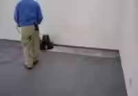 カーペット洗浄作業