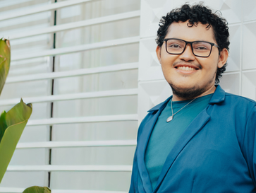 Leonardo Reis: a arte de contar histórias e de permanecer nelas