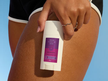 Bye, bye, atrito nas coxas! O Boticário apresenta Cuide-se Bem Amoruda, para peles hidratadas e livres do atrito
