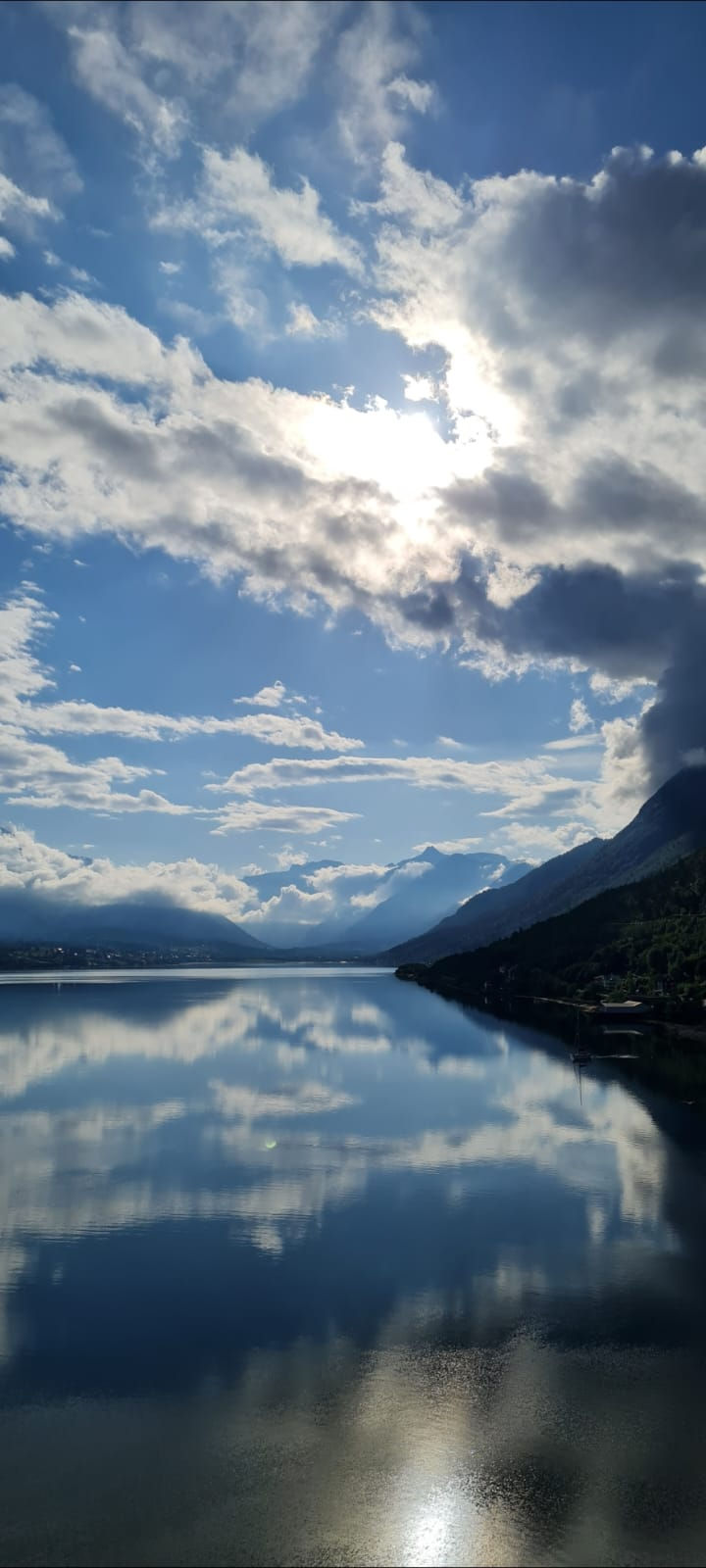 4. PHOTO.jpg