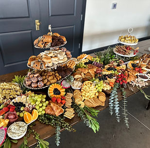 Custom charcuterie box with artisanal cheeses, crackers, and berries – Goud Thymes