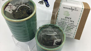 Aromatherapy vs. Herbalism (Or Tea vs. Essential Oil)