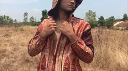 WATCH: Fashion designer turn Lays chips packets into a sari