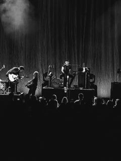 Amy Macdonald at Hammersmith Apollo photographed by Phil Smithies