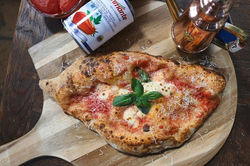Calzone napoletano