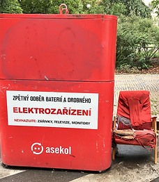Kontejner na elektroodpad, Praha 8, Karlín