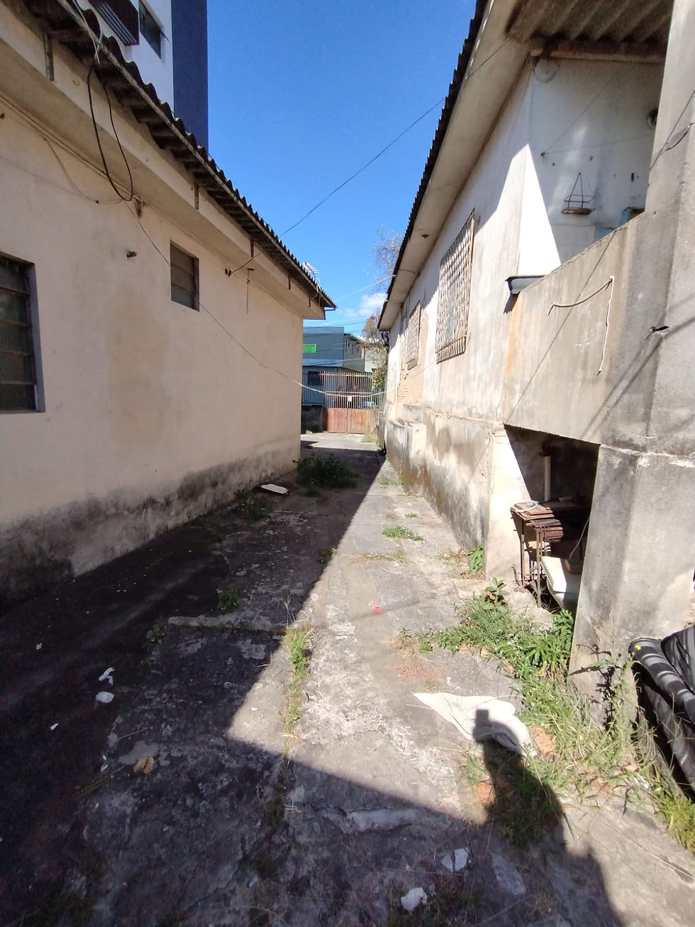 Miniatura: CASA E 2 BARRACÕES A VENDA NO BAIRRO MINAS BRASIL - BH - MG