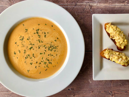 Spider Crab Bisque with "Crabaïoli" Croûtes