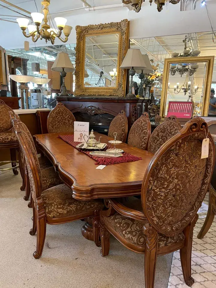 Miniatura: AICO by Michael Amini Excelsior 7PC rectangular dining set
