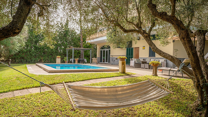 Finca rústica independiente con piscina