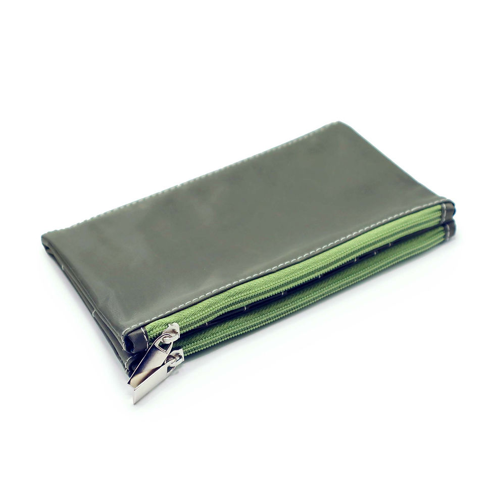 Thumbnail: Alex Wallet