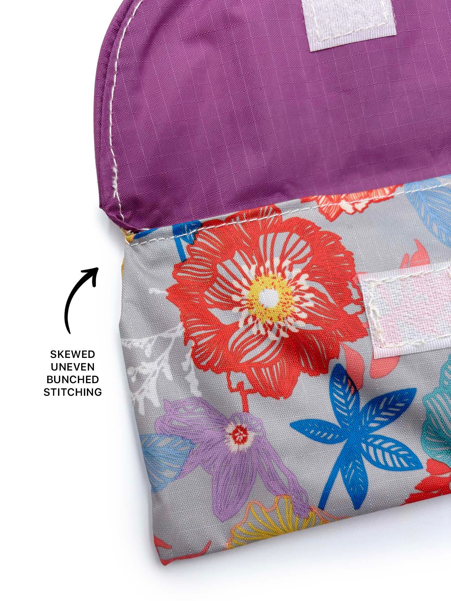 Aisiri Wallet (Tropical Floral Sketch Light)