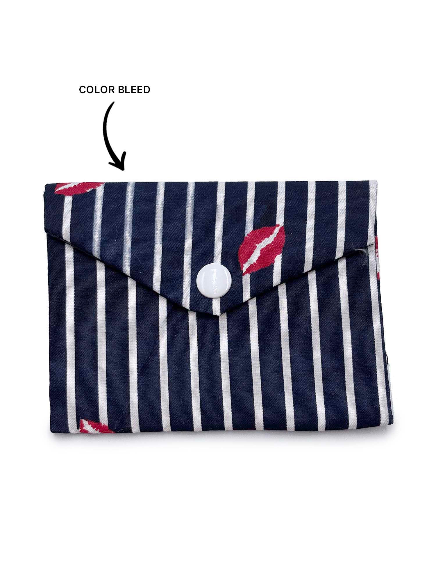 Purse (Navy Lips)