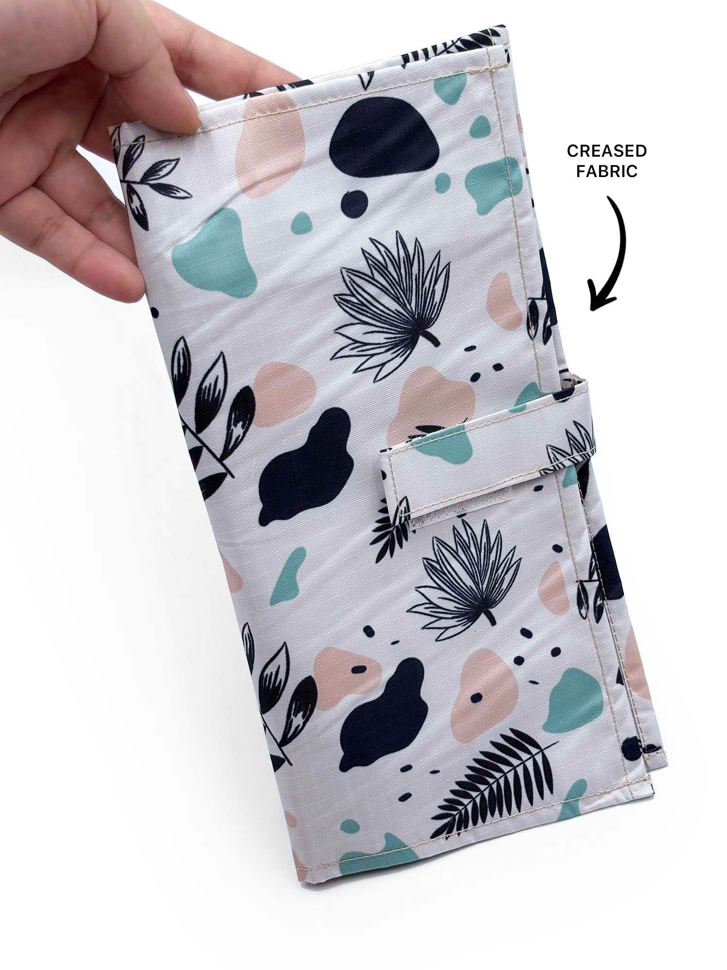 Family Passport Holder (Leaf Terazzo)