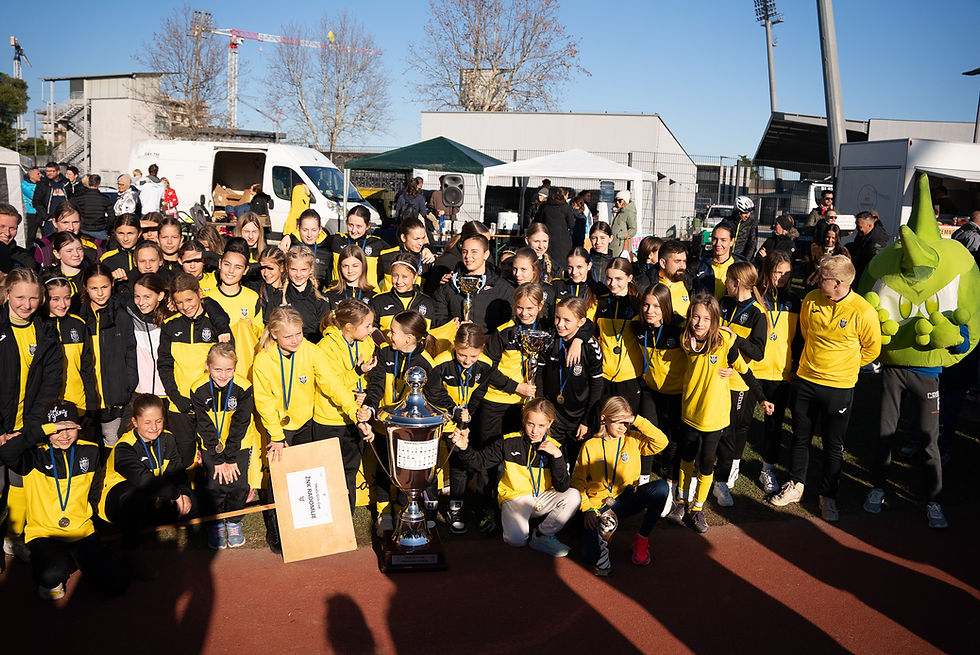 FOTO: MLADE RADOMLJANKE SLAVILE NA TURNIRJU OBALA GIRLS CUP