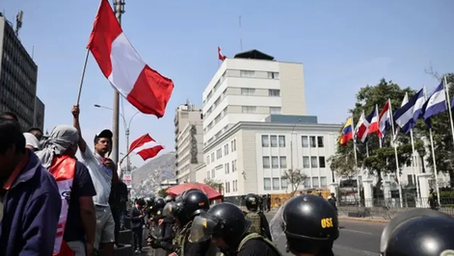 Perú: ¿Gobierno de Derecha o Más Inestabilidad Política?