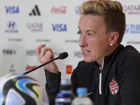 Canada soccer suspende a la entrenadora Bev Priestman