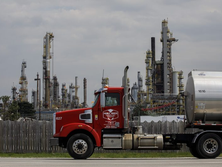 Ontario y Alberta firman acuerdos para promover oleoductos