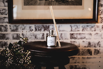 White Eucalyptus Reed Diffuser_1.jpg