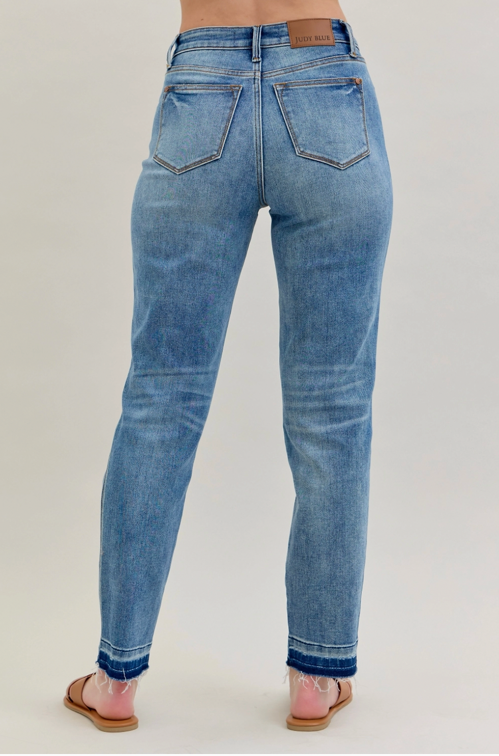 Thumbnail: Midrise Vintage Wash Boyfriend Jean