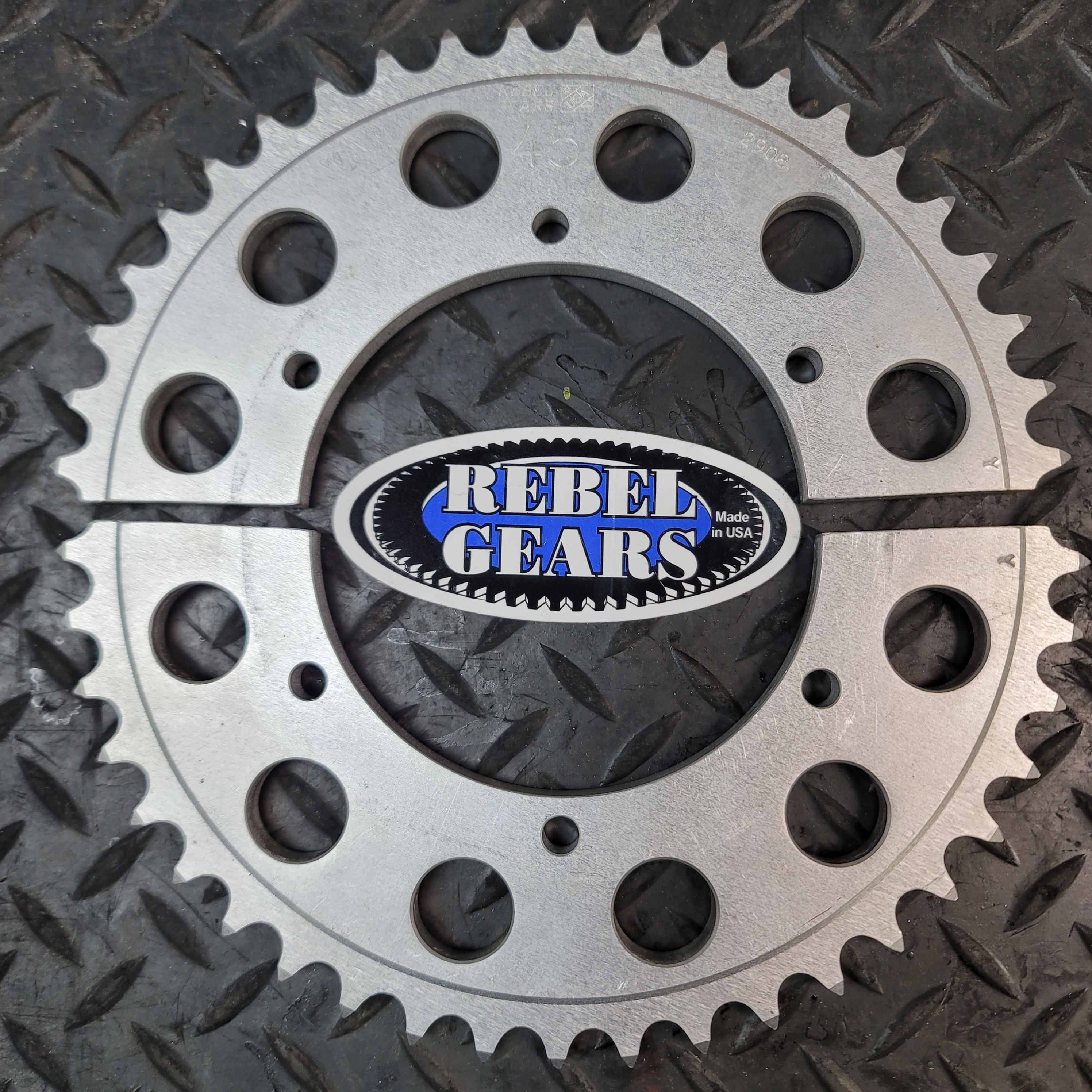 #530 Pitch 45T Split 6 on 5.25" BC