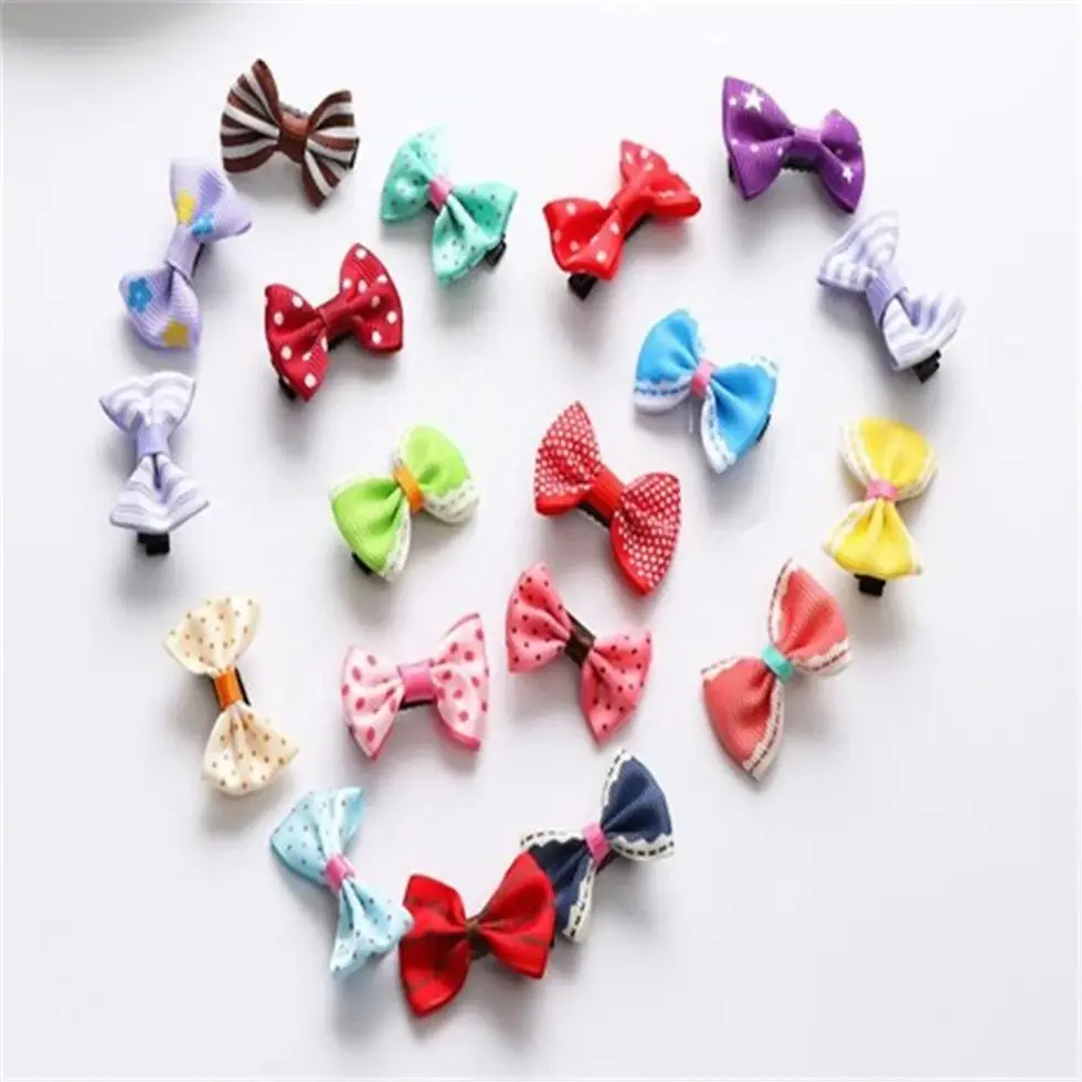 Thumbnail: PawTique Clips – Random Cute Hair Bows