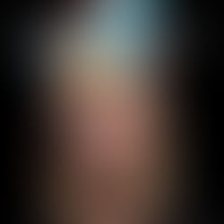 Woman de Yann Arthus-Bertrand - 2019