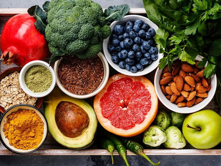 5 Nutritionists Share Their Go-To Superfoods