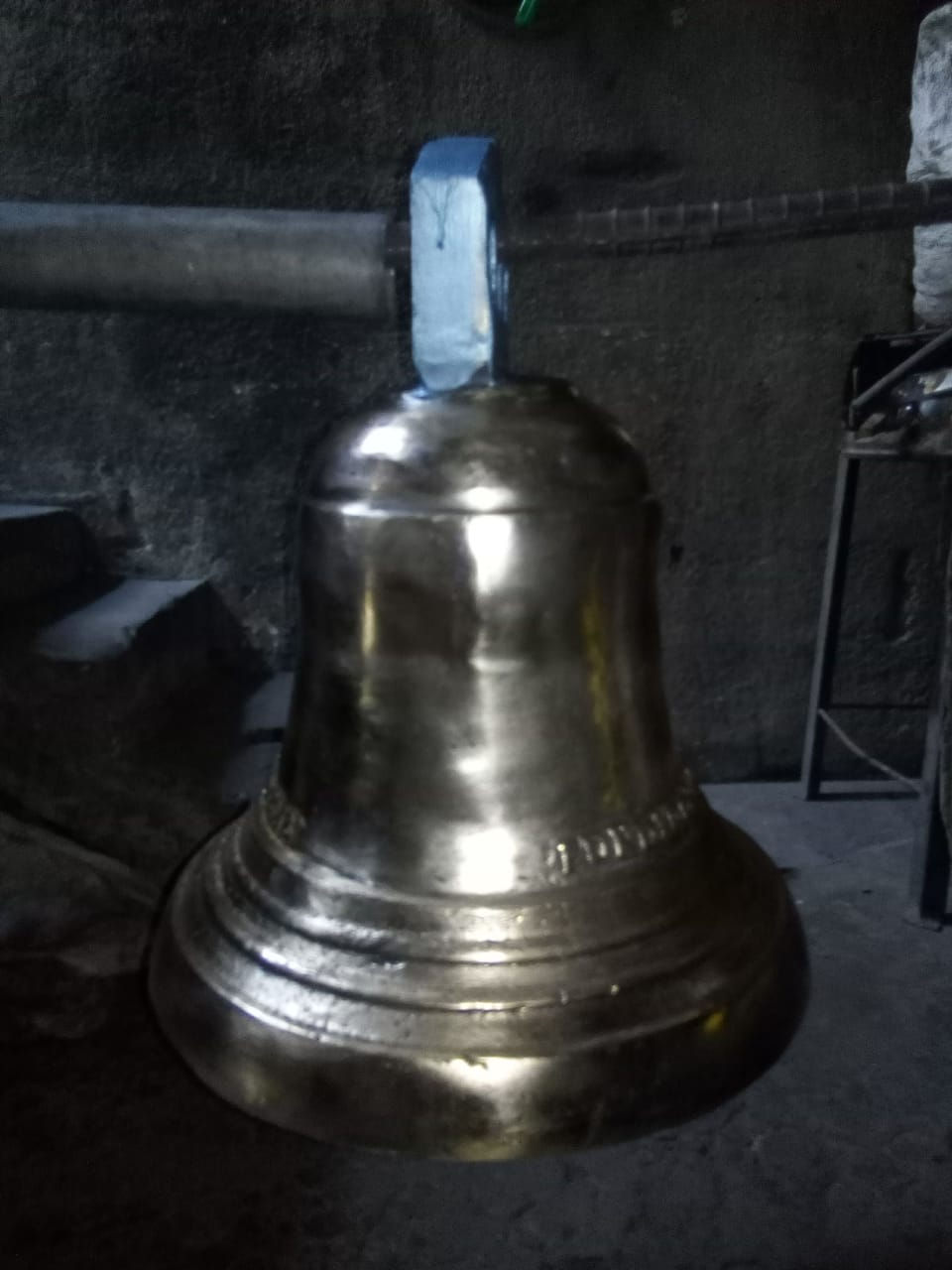 campana de 125 libras
