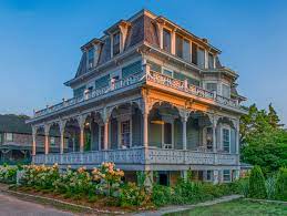 DUNMERE HOUSE BY THE SEA