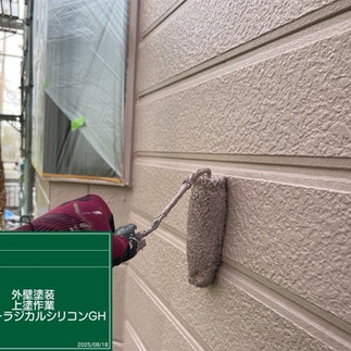 外壁塗装工事　上塗り