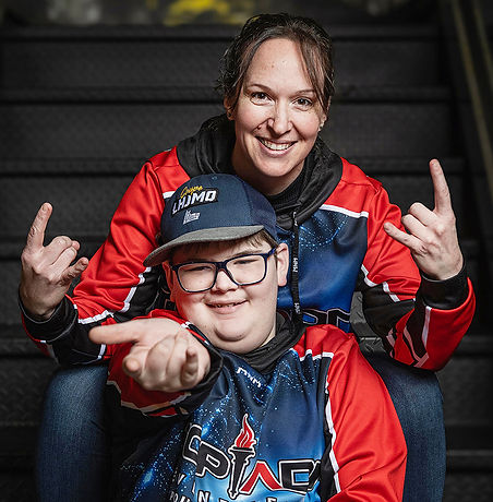 Pict_Stef+Will_Harley_Small.jpg