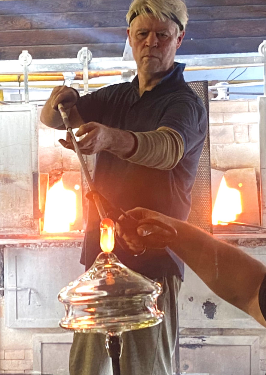 Support Traditional Czech Glassmaking