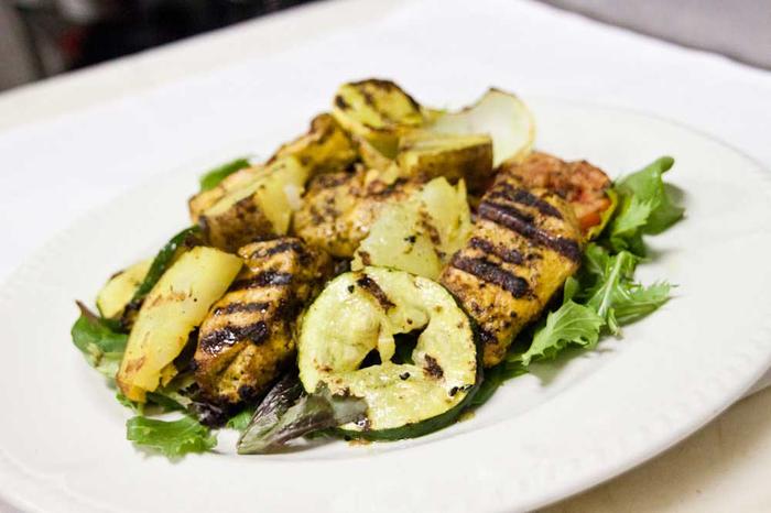 Mourgh Salata