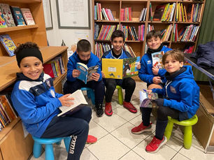 Sporting sostiene la Scuola e l'istruzione: donati libri alla comunità