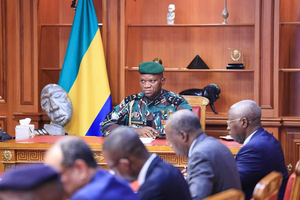 Révélations : ce que Oligui Nguema a dit aux Bongo sur Macron