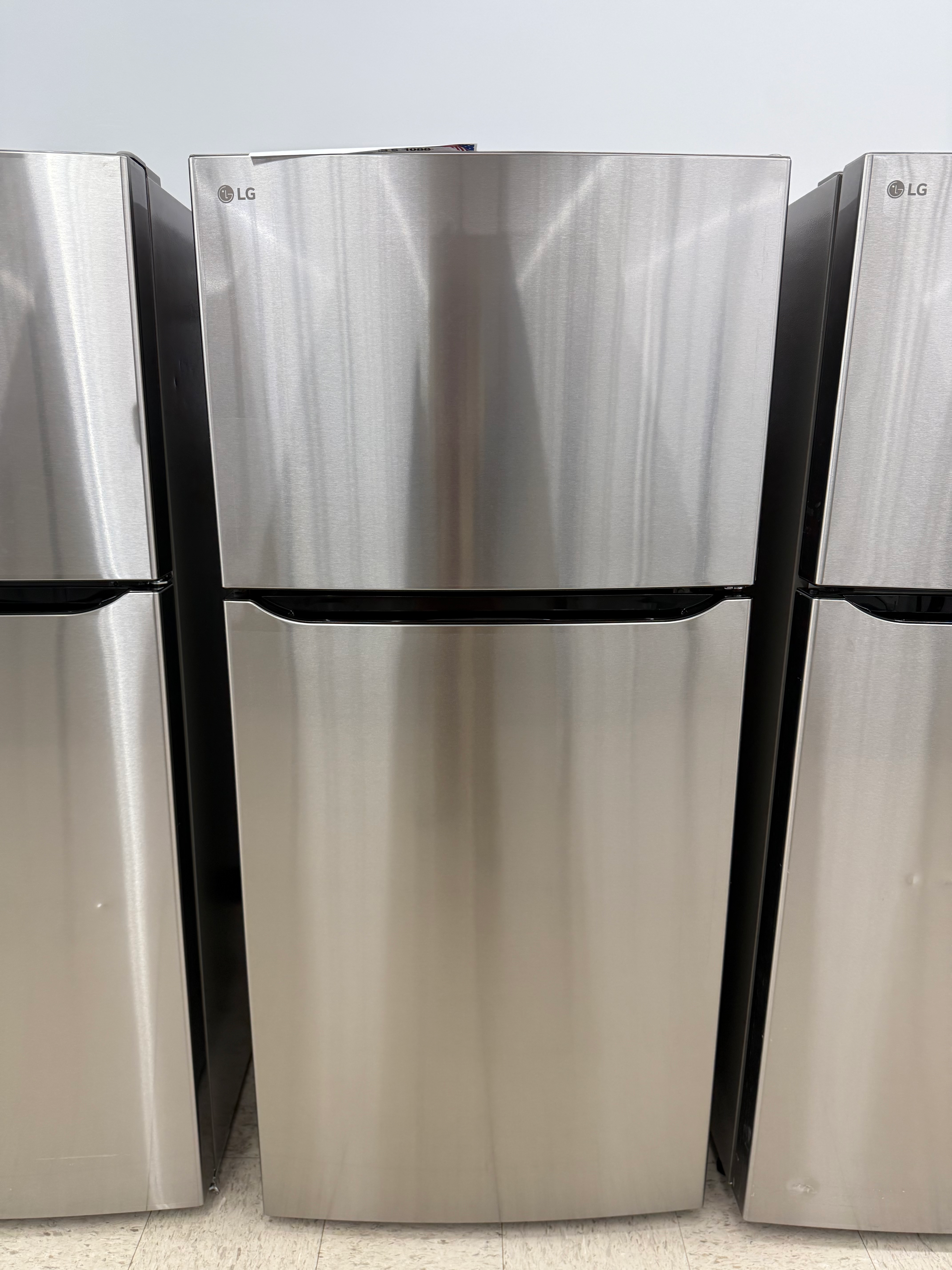 30 in. W 20 cu. ft. Top Freezer Refrigerator w/ Multi-Air Flow Stainless Steel