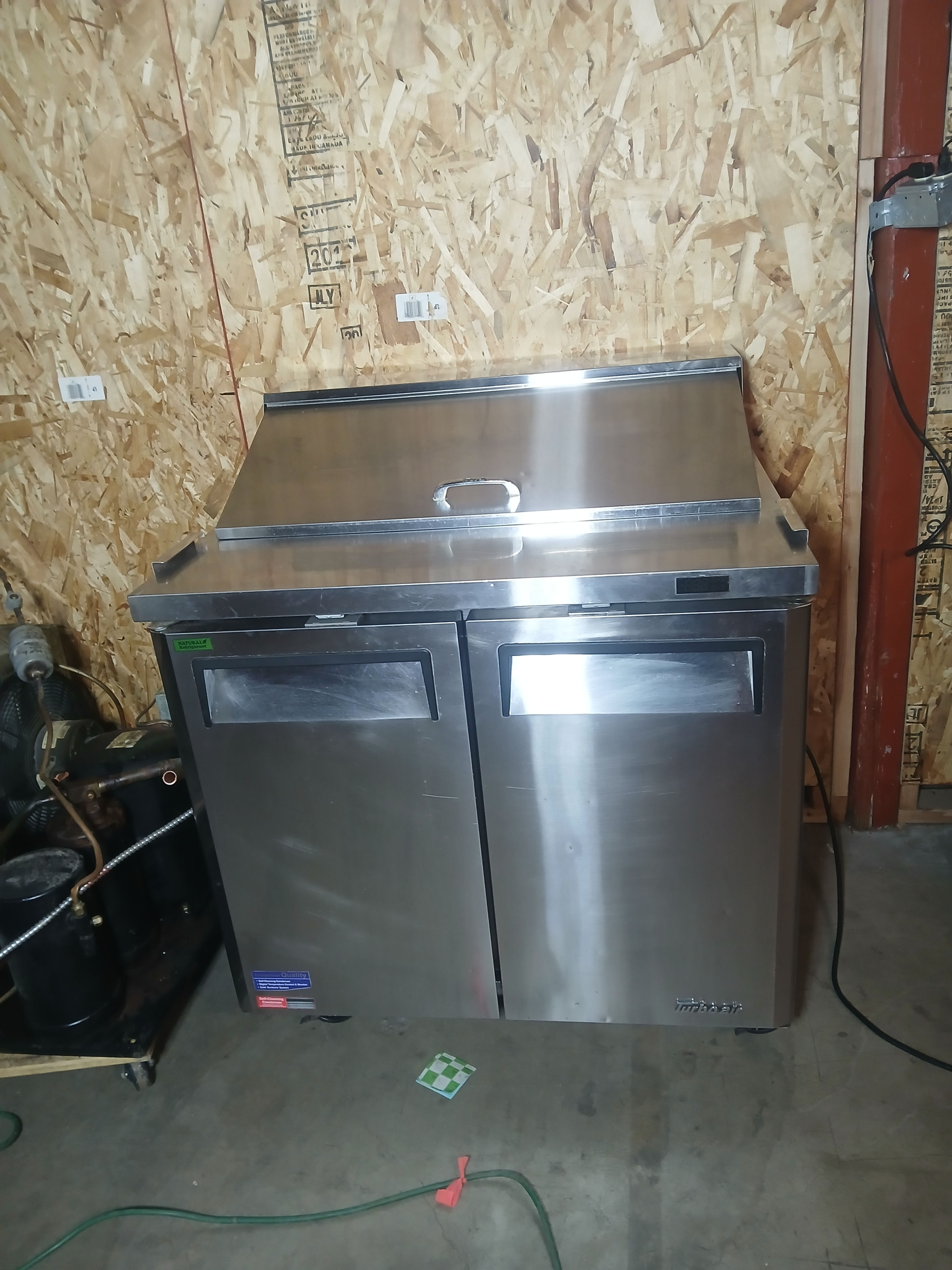 SANDWICH/SALAD UNIT 2 DOOR WITH TOP UNIT