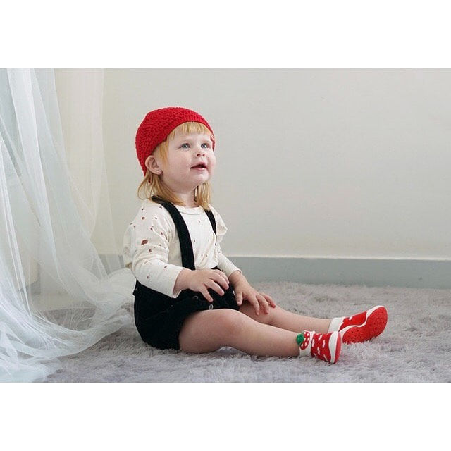 Thumbnail: Strawberry🍓✨學步鞋