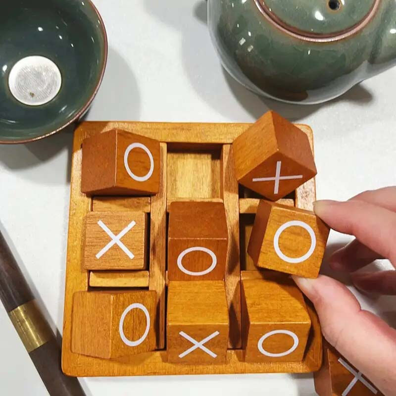 الصورة المصغرة: Wooden Chessboard Game Box XO Chess Training Concentration Logical Thinking Pare