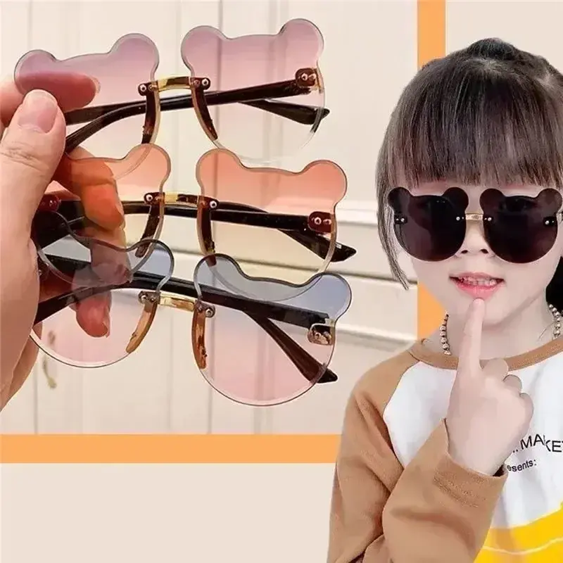 Thumbnail: Fashionable New Outdoor Travel Skiing Sunglasses Cartoon Bear Sunglassess for Bo