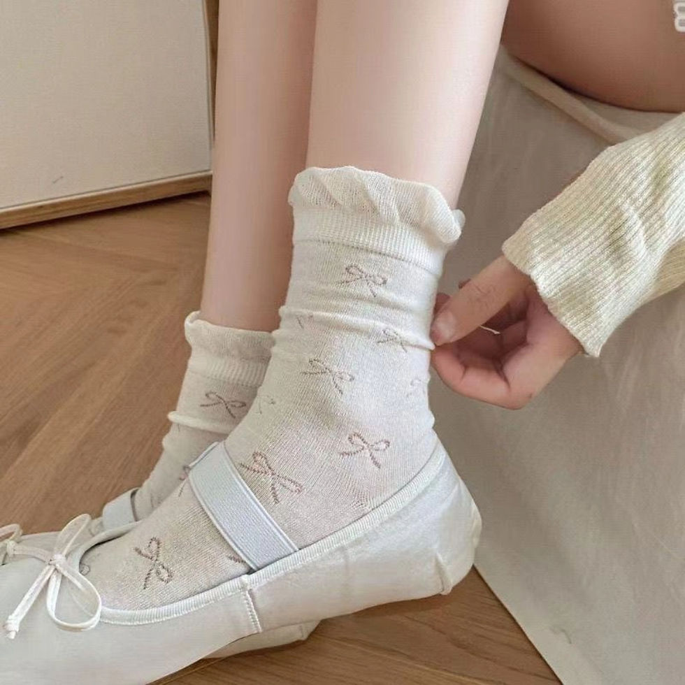 الصورة المصغرة: 10 Pairs of Women's Bow Print Mid-calf Socks For Summer thin Hollow Breathable B