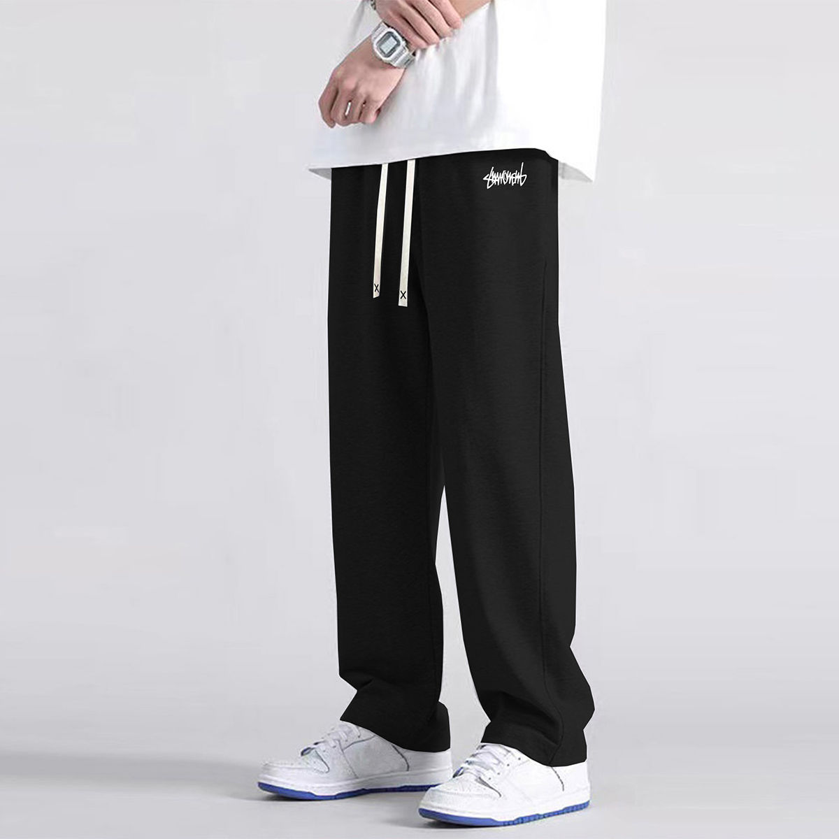 Men's solid color straight leg jogging pants, suitable for casual sports such as