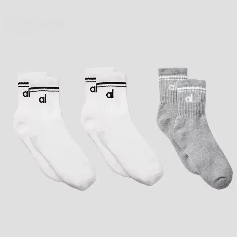 الصورة المصغرة: Yoga Retro Cotton Socks Comfortable Colorful Middle Socks Yoga Pilates Fitness W