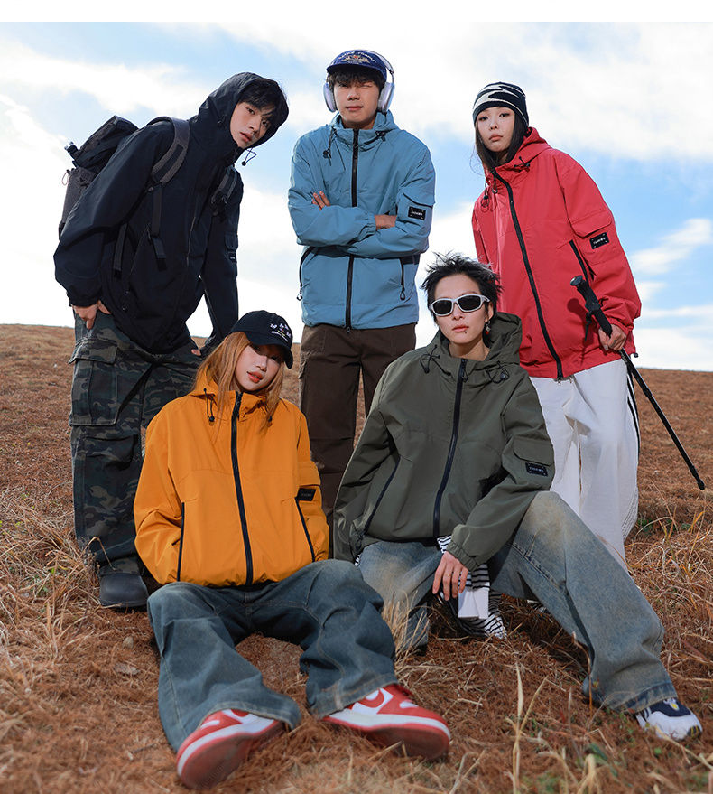 الصورة المصغرة: Cross-border Outdoor Hiking Jacket Women's Windproof Waterproof Mountain Climbin