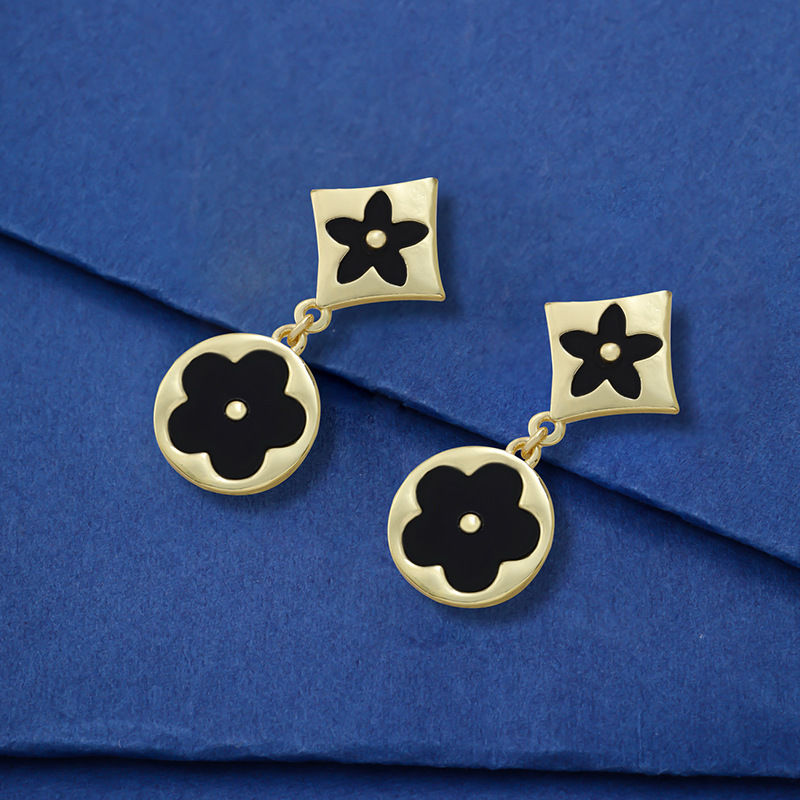 الصورة المصغرة: Hot Sale Lucky Woman Five Leaf Flower Drop Earrings High Quality Plum Blossom Ea