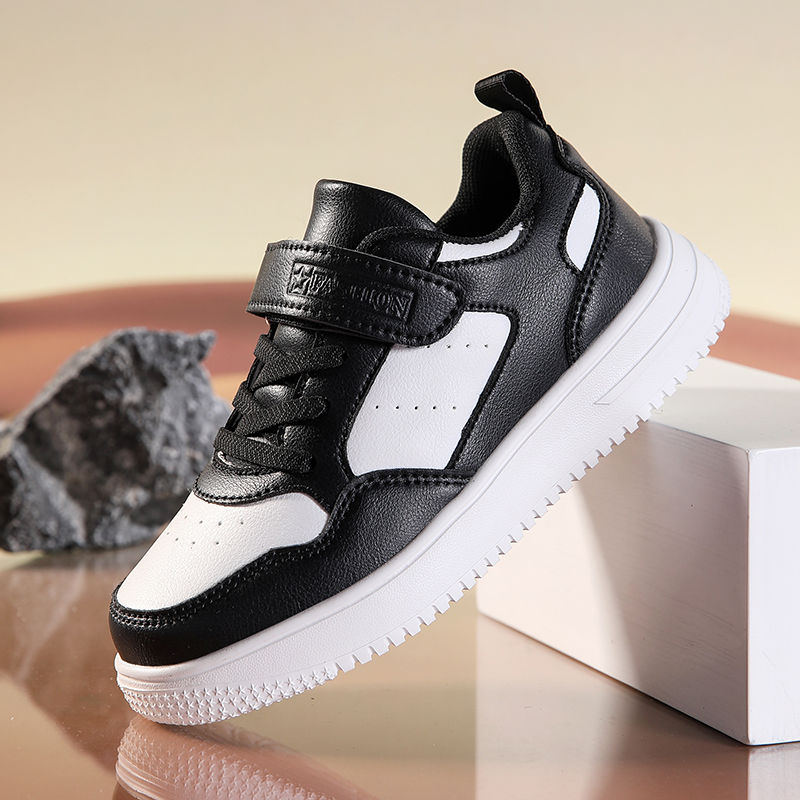 الصورة المصغرة: Childrens Skateboarding Shoes Spring New Comfort Small White Shoes Soft Flat Bot