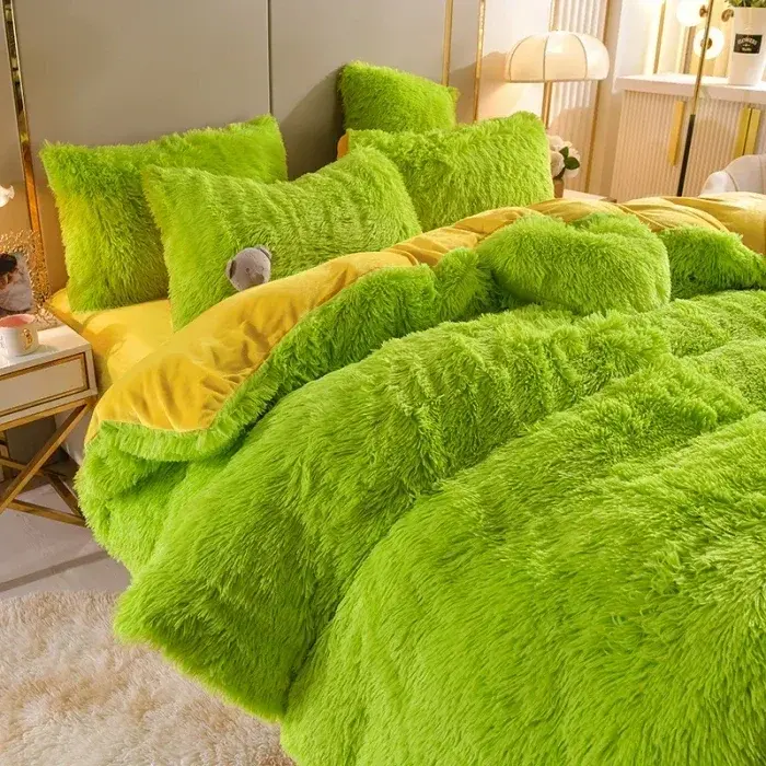 Thumbnail: Luxury Autumn Winter Warm Pink Bedding Set Plush Kawaii Mink Velvet Queen Duvet 