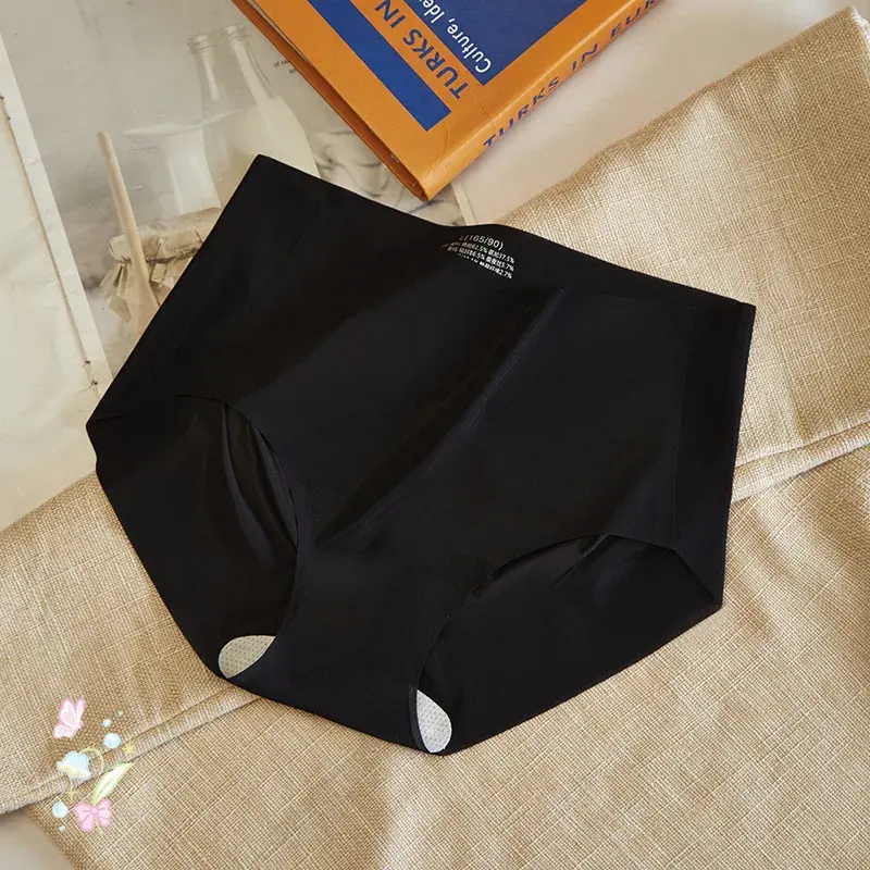 الصورة المصغرة: New Ice Silk Seamless Underwear Ladies Summer Ultra-thin Sense Quick-drying Pant